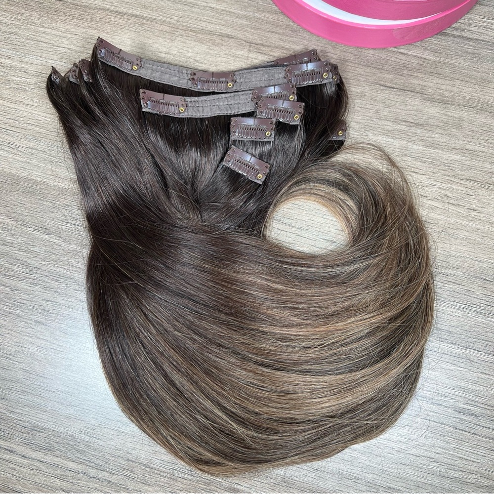 Luxy Human Hair Mocha Brown Balayage 16” Classic Clip In Hair Extensions - Picture 2 of 16